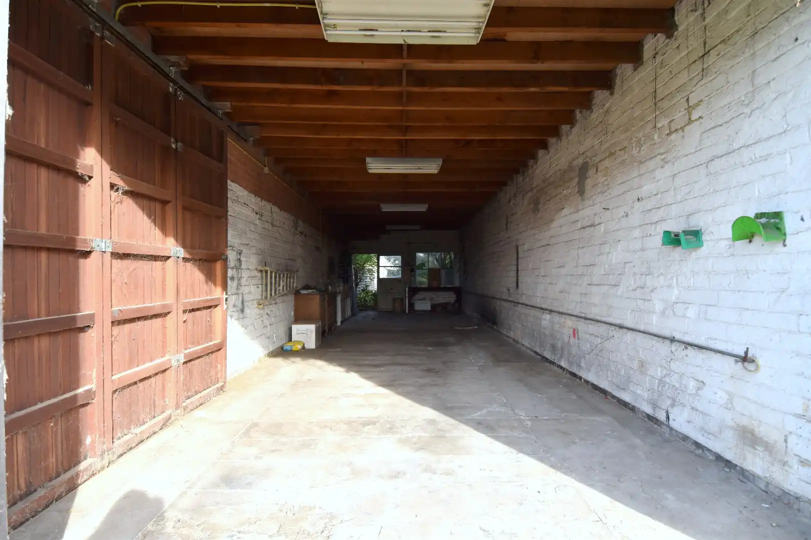 Te renoveren woning met uitweg en ruime opslagplaats (66 m²) te koop in Bissegem foto 10