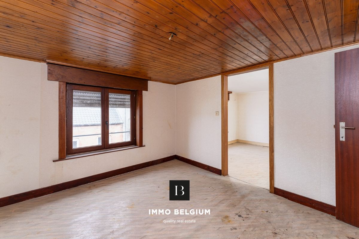 Totaal te renoveren woning in de Noordzeestraat foto 13