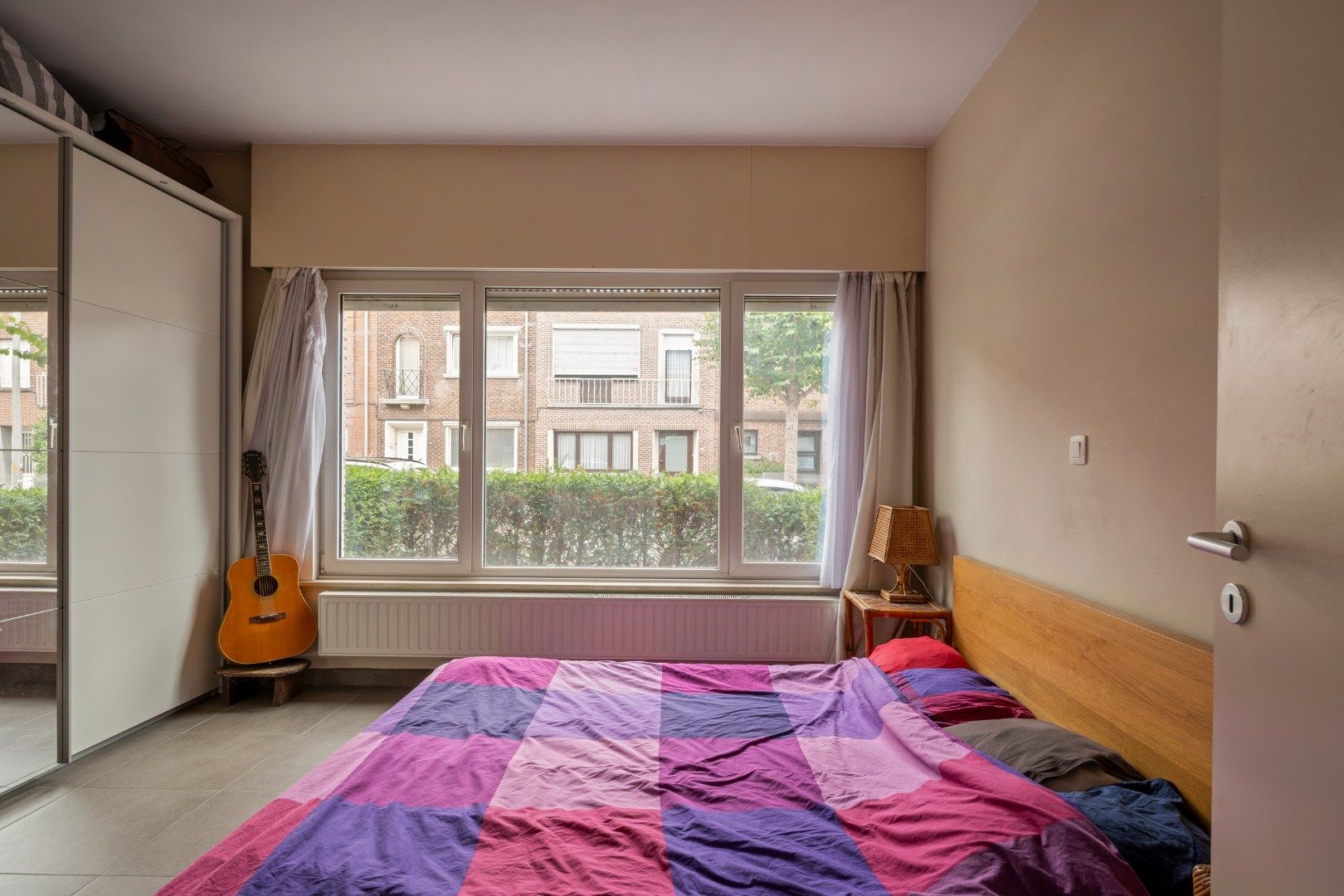 Licht op te frissen appartementsgebouw met 3 appartementen en 3 garageboxen op TOP-ligging te St-Amandsberg foto 9