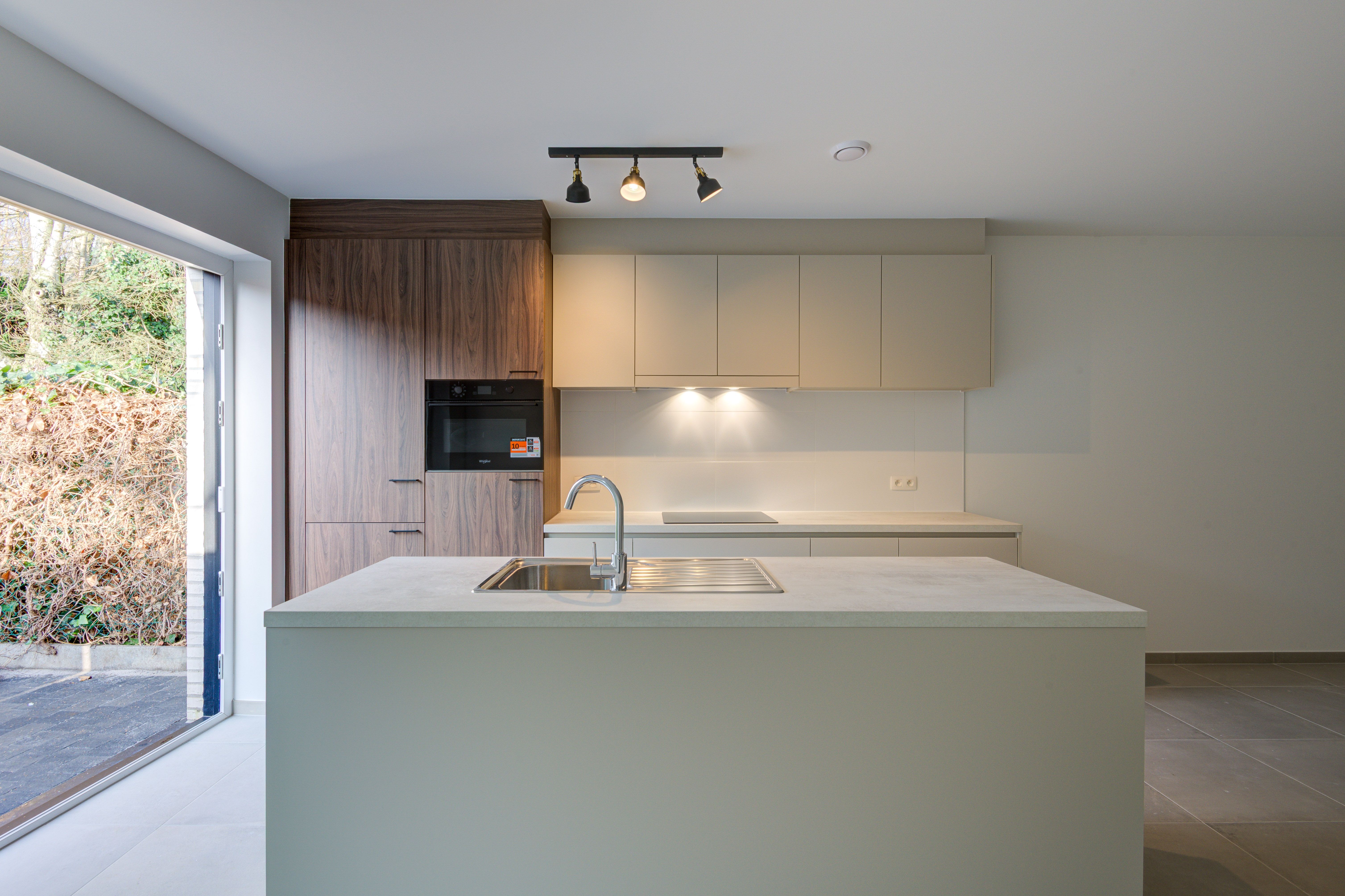 Ruime instapklare eengezinswoning zoekt toffe huurders foto 4