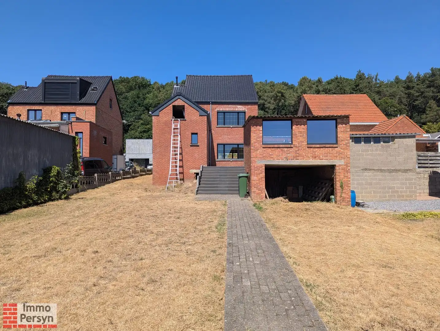 Zeer ruime open woning te huur in Langdorp foto 36