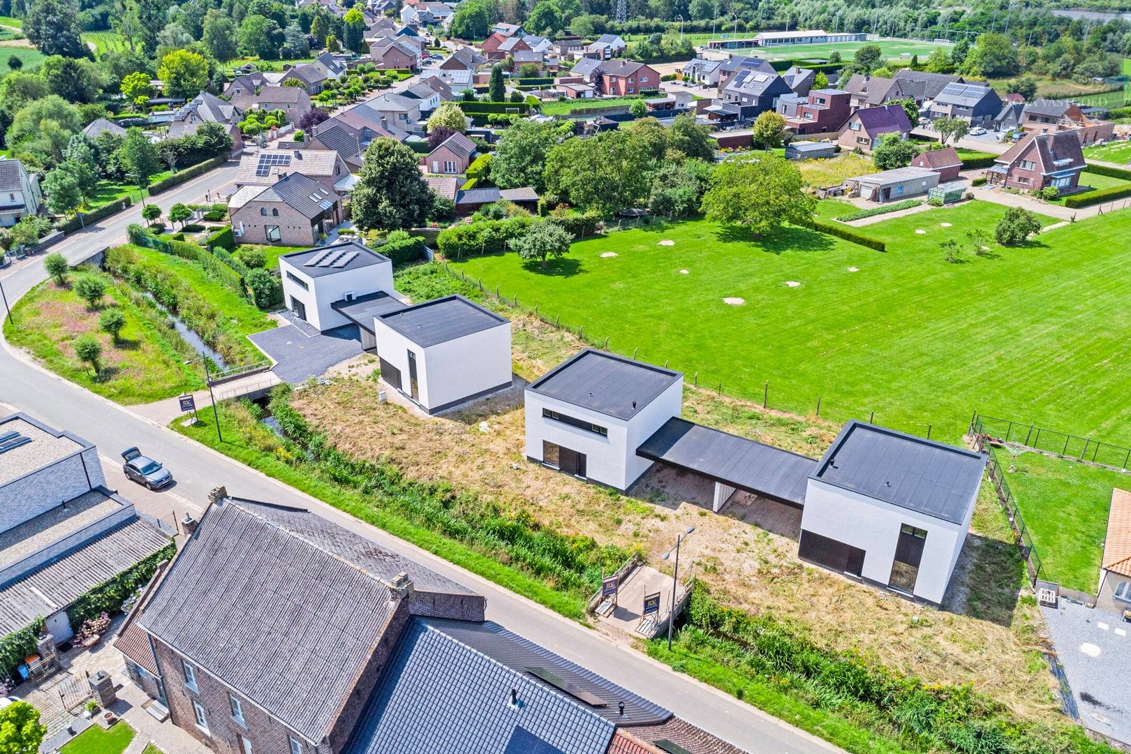 EXCLUSIEF PROJECT VAN VIER MODERNE ENERGIEZUINIGE WONINGEN IN BOORSEM foto 3