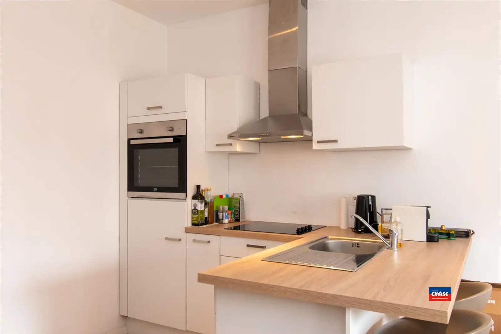 Charmant & instapklaar appartement met 2 slpks + terras foto 5