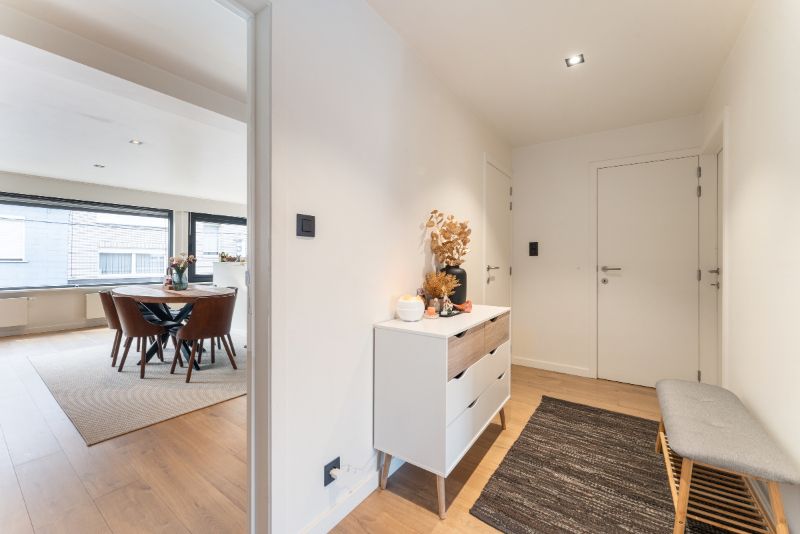 Lichtrijk appartement met terras – Instapklaar & centraal gelegen foto 2
