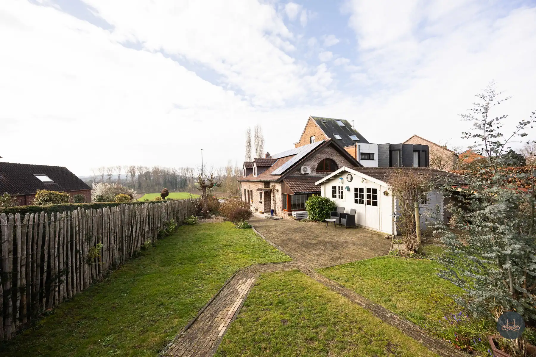 Ruime energiezuinige woning in het groen met ruime tuin foto 26