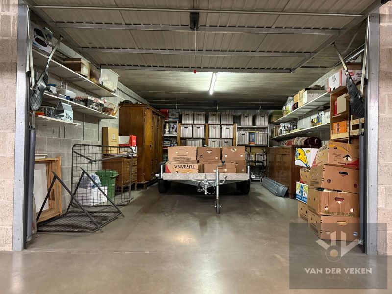 RUIM GEMEUBELD 3-SLPK APPARTEMENT foto 18