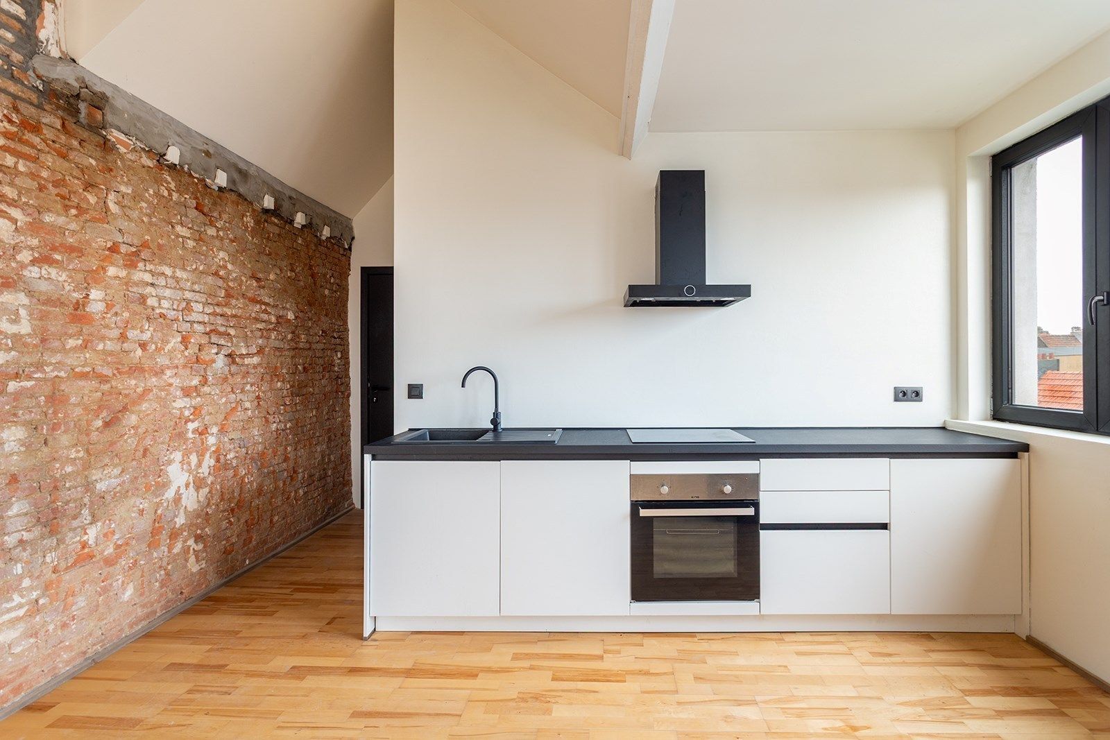 Instapklaar dakappartement op een zuchtje van Park Spoor Noord foto 11