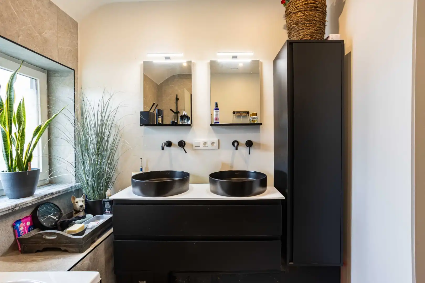 Super toffe instapklare woning met prachtige zonnige verzichten foto 25
