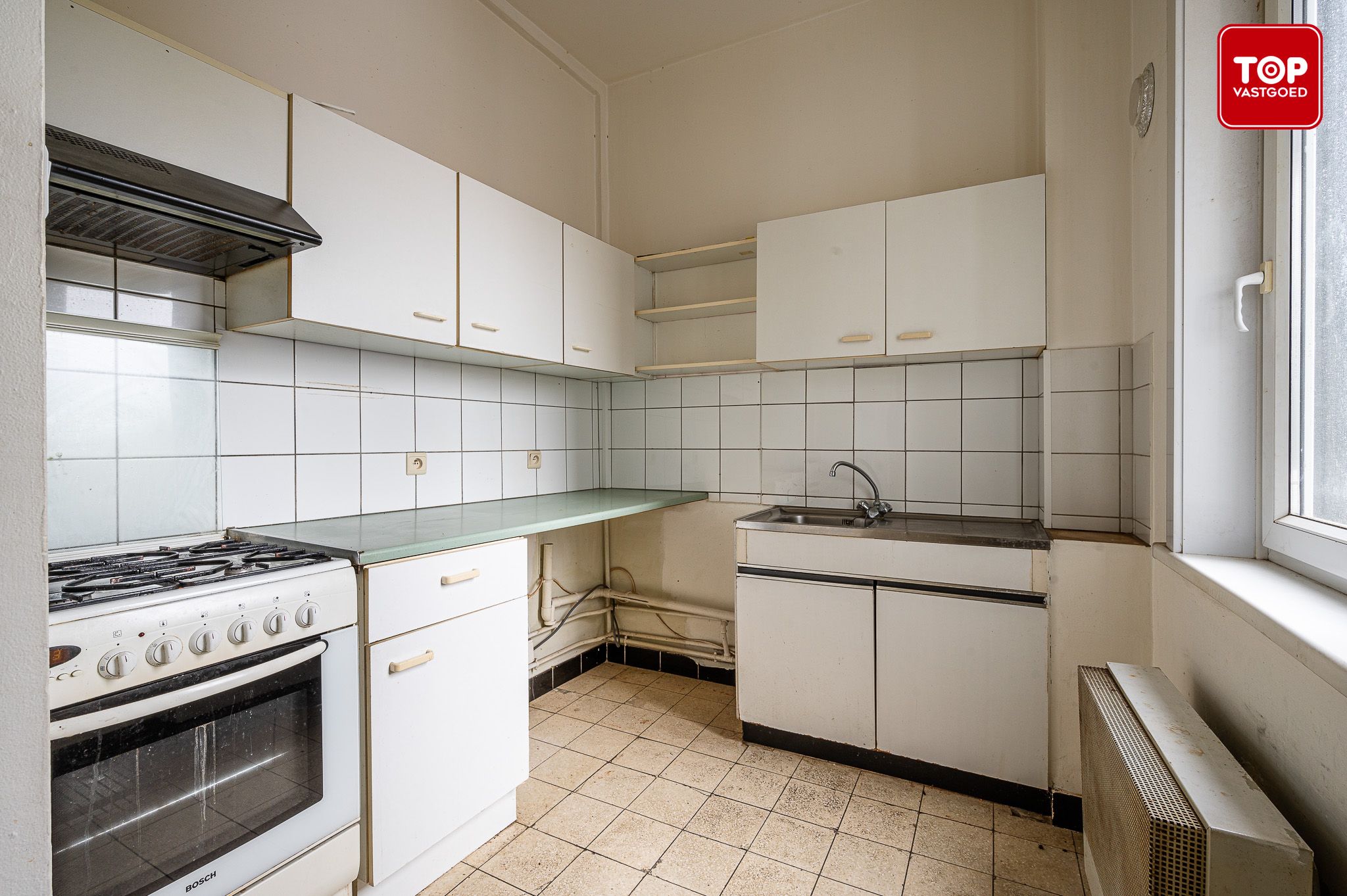 Op te frissen 2-slaapkamer appartement. foto 6