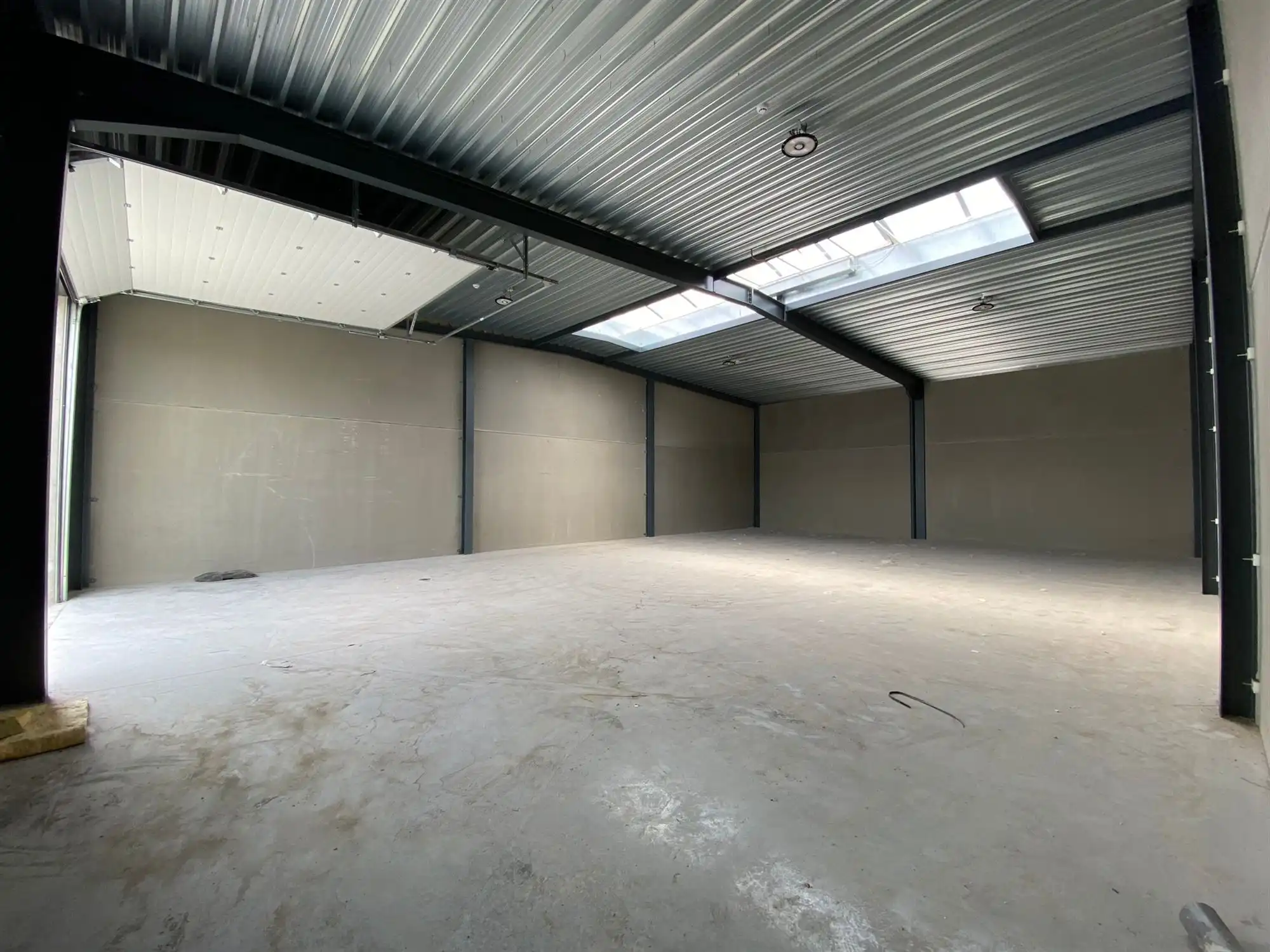 KMO-unit van 207m² in bedrijventerrein De Melkerij in Evergem-Sleidinge foto 7