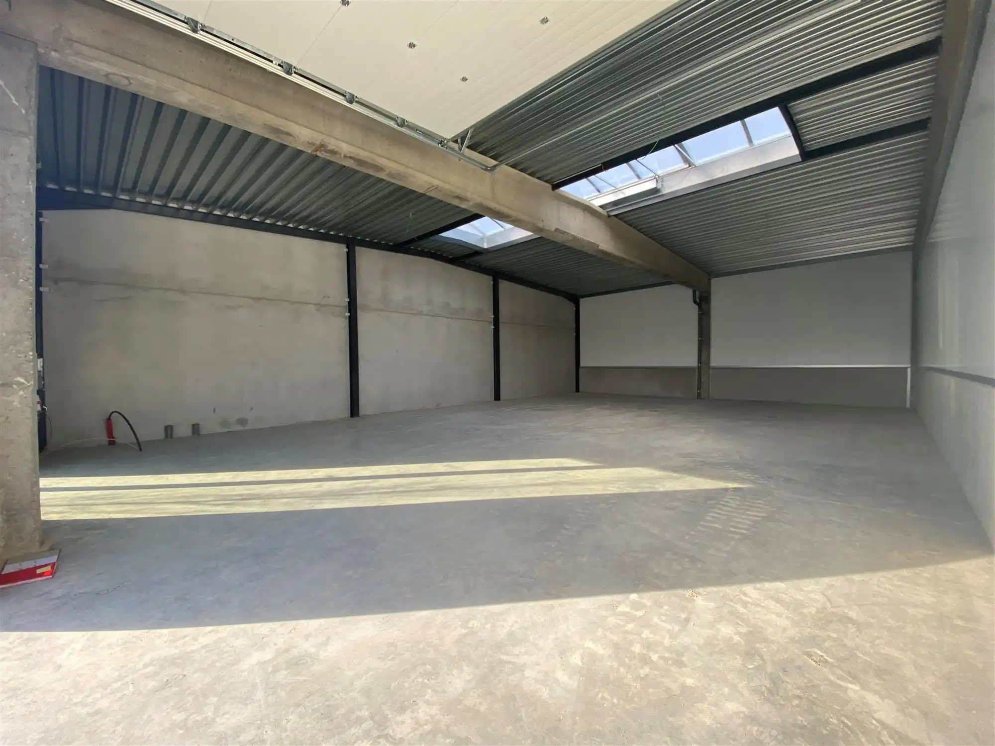 KMO-unit van 207m² in bedrijventerrein De Melkerij in Evergem-Sleidinge foto 7