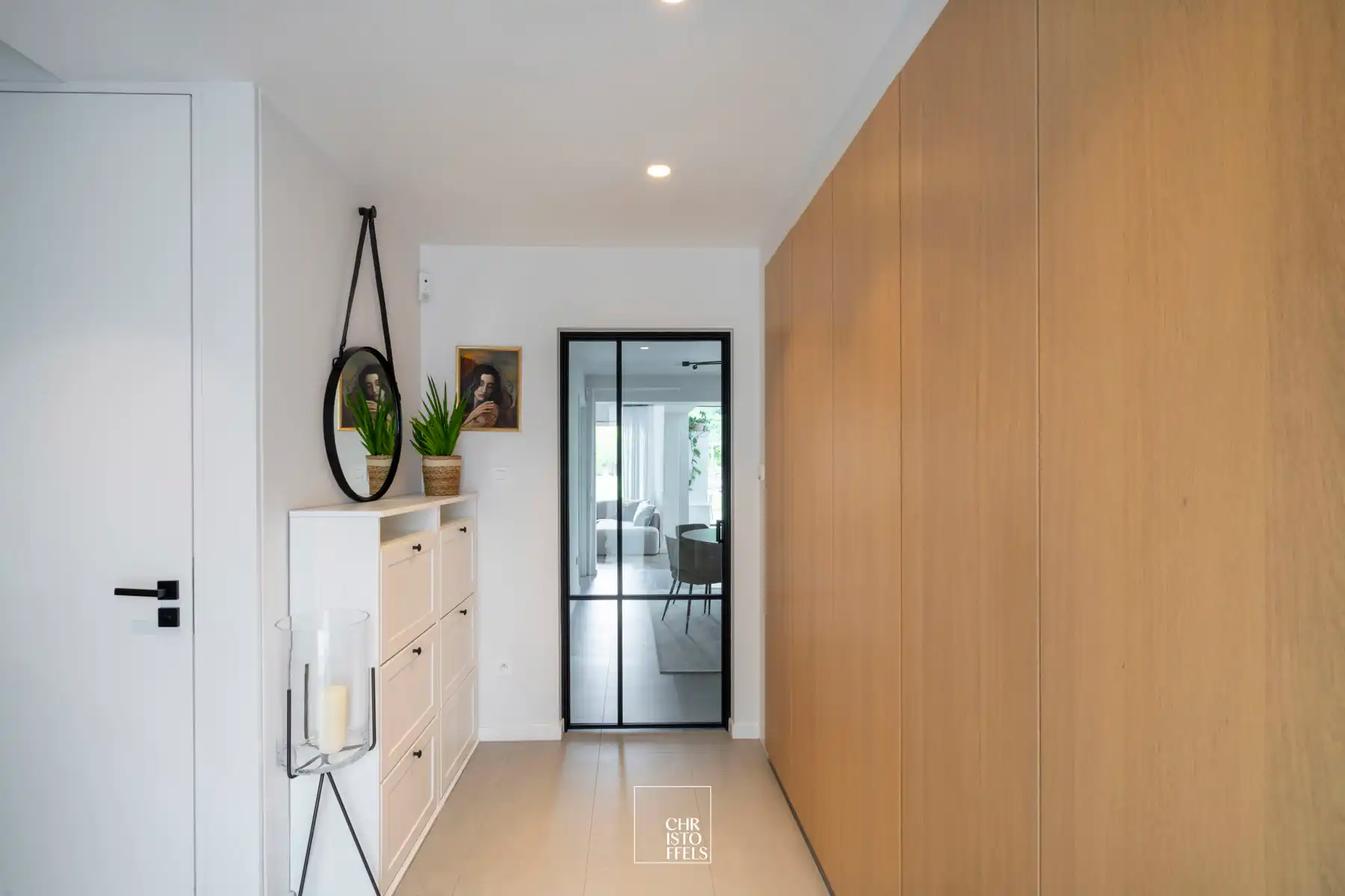 Eigentijdse gerenoveerde villa op een riant perceel van 1.986 m² foto 8