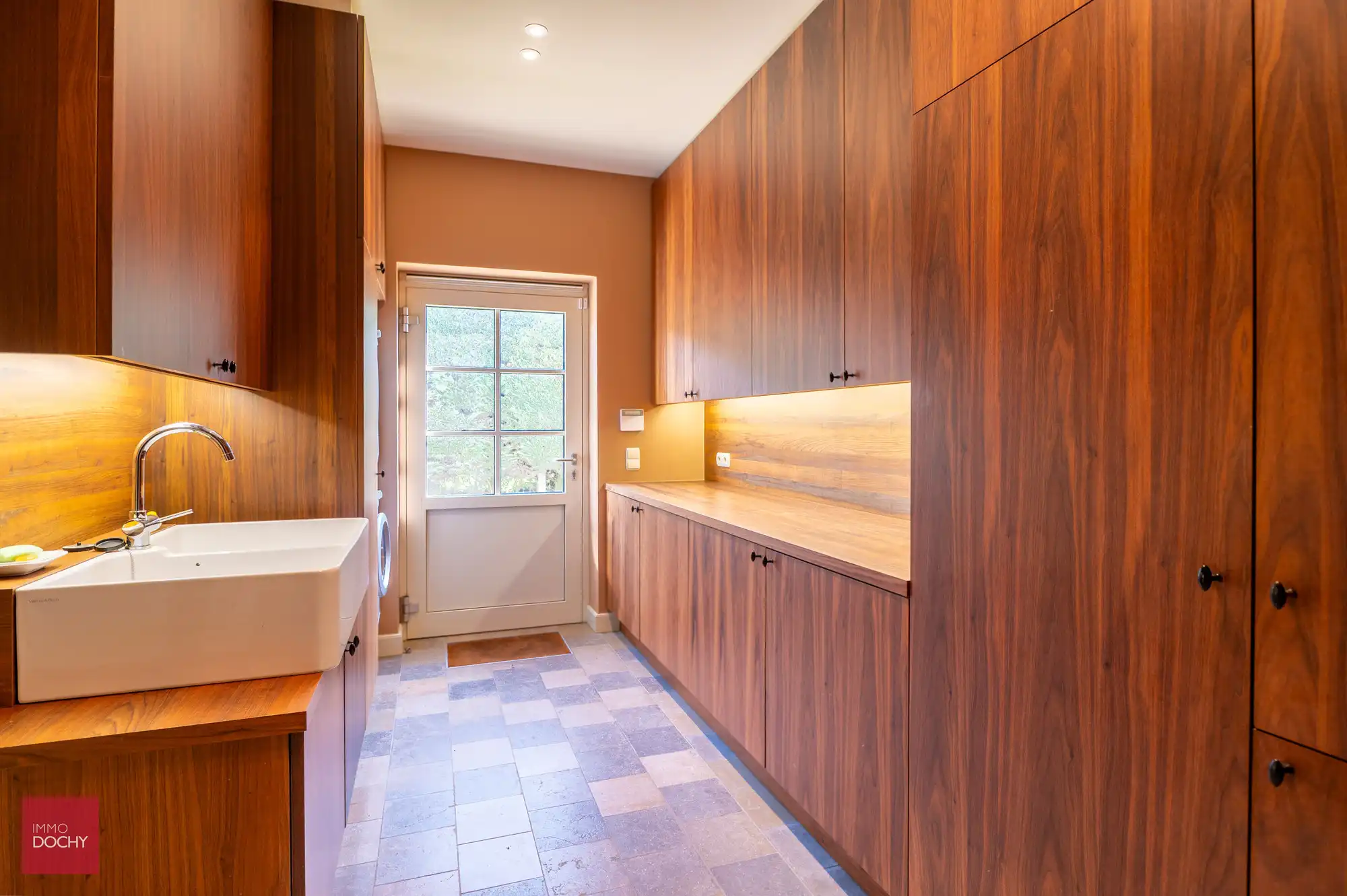 Zeer goed gelegen instapklare villa foto 25