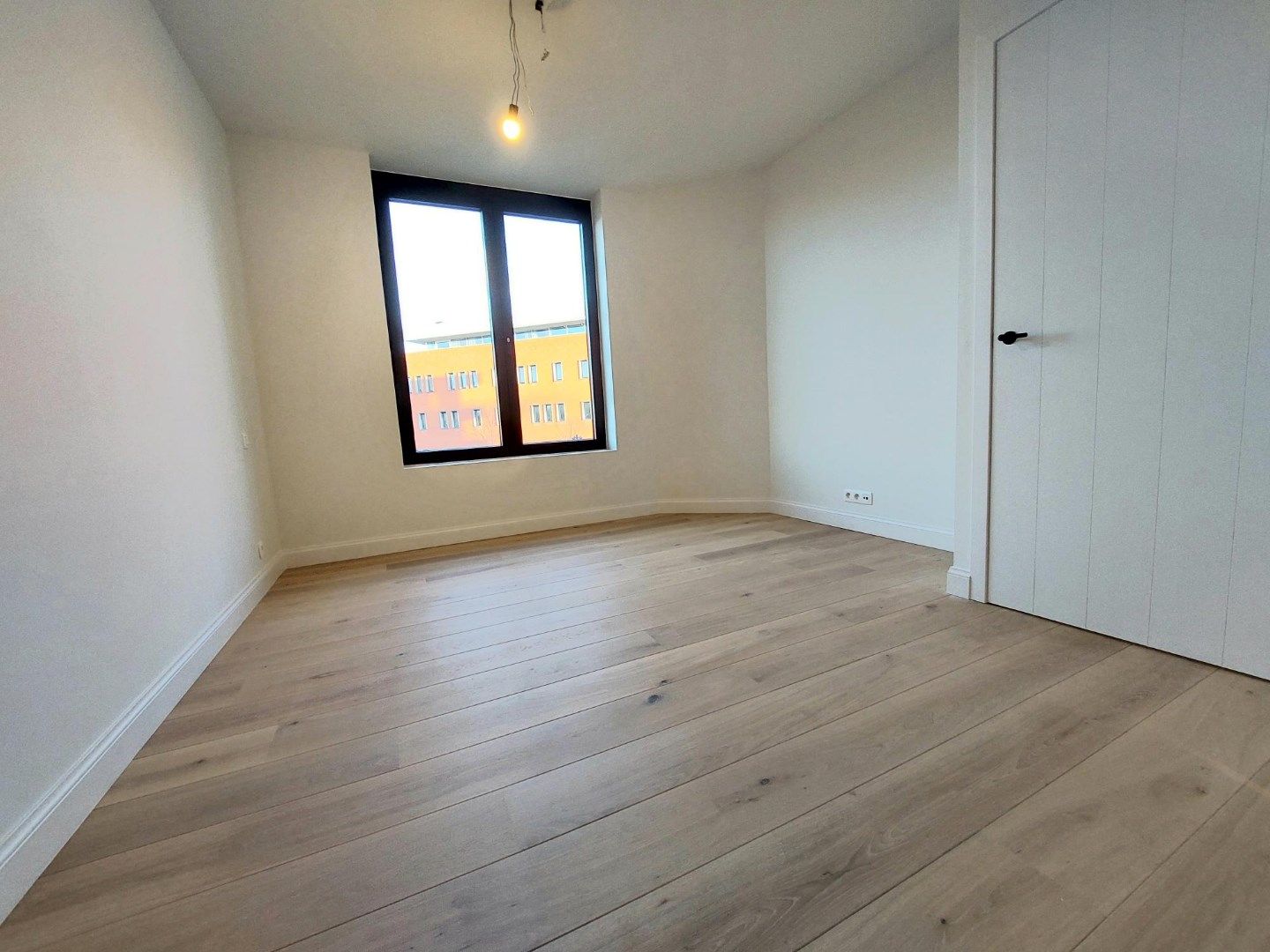 NIeuwbouwappartement met hoogstaande afwerking foto 8