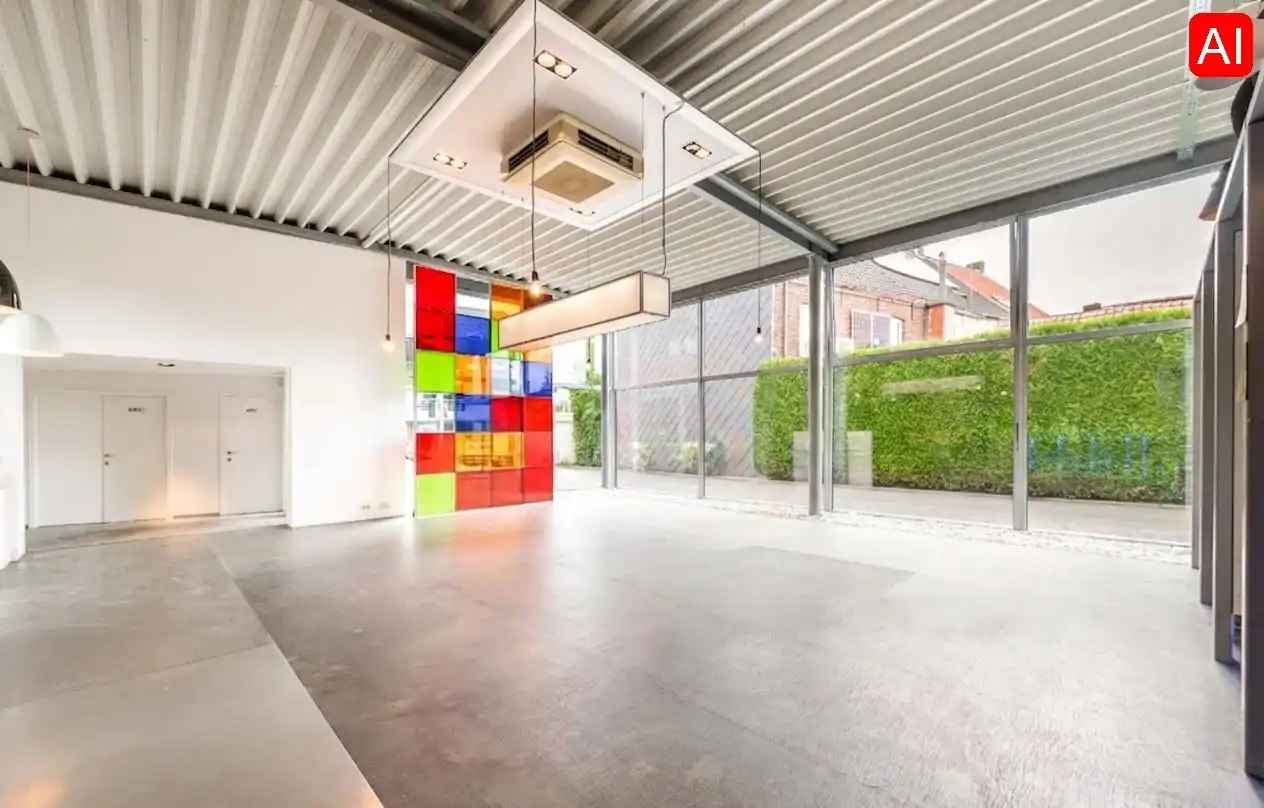 BEDRIJFS-/INVESTERINGS VASTGOED | LOODS | SHOWROOM | BURELEN & APPARTEMENT  foto 9