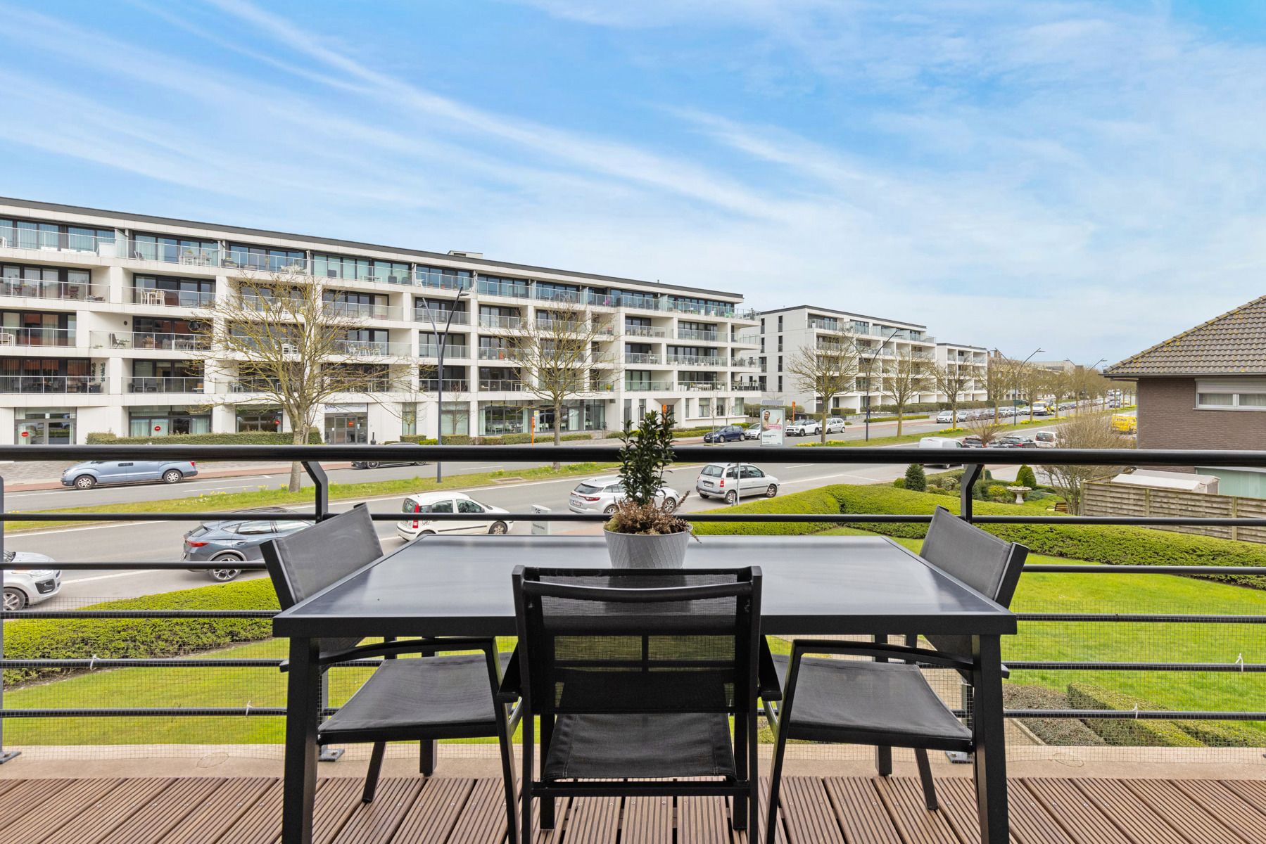 Ruim en lichtrijk appartement te koop in Oostende foto 9