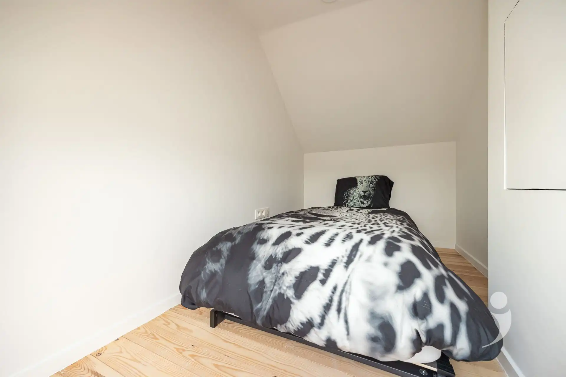 High-end studentenkamer met terras in centrum Leuven foto 5