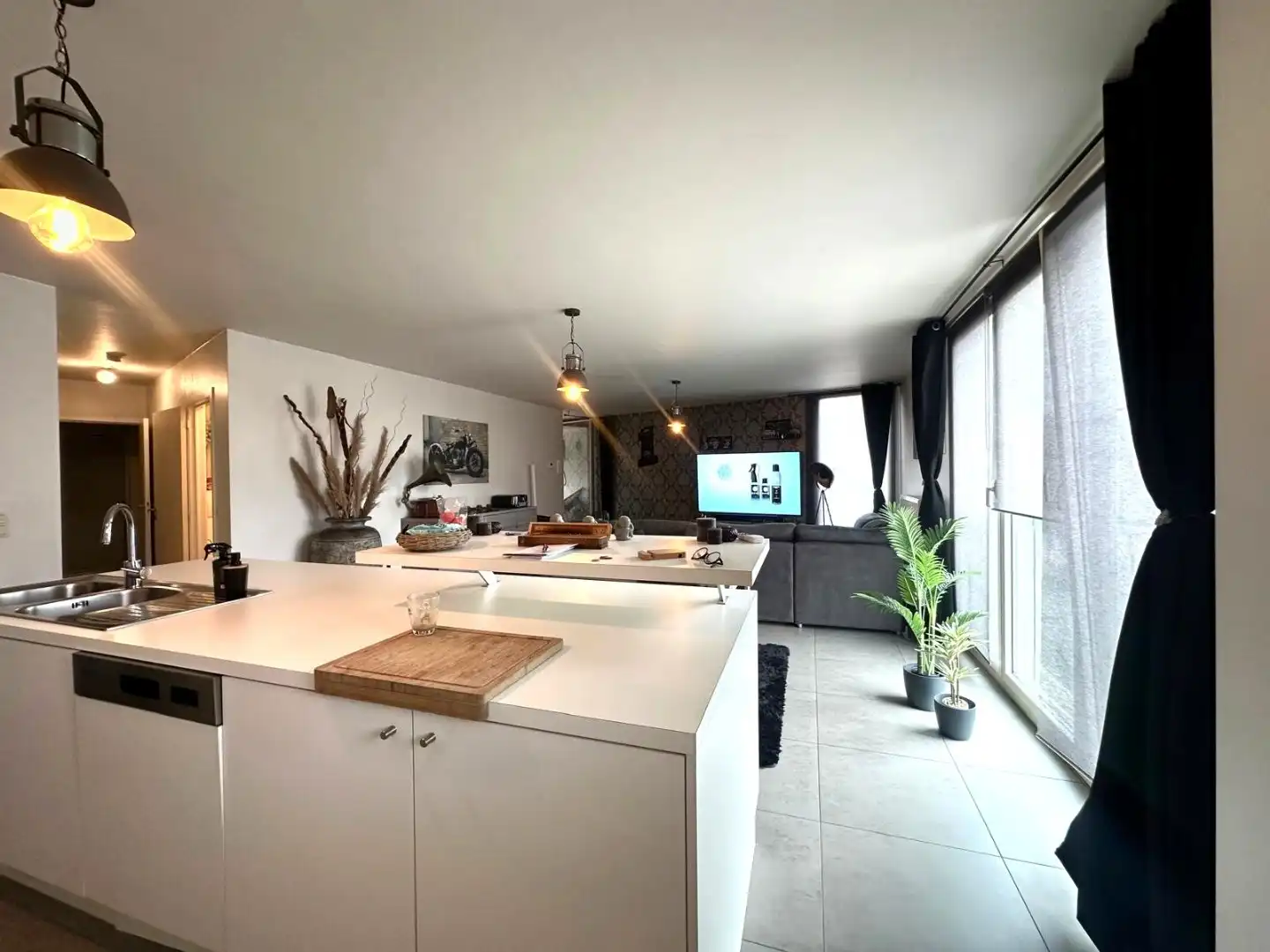 Appartement in het centrum van Sint-Kruis foto 4