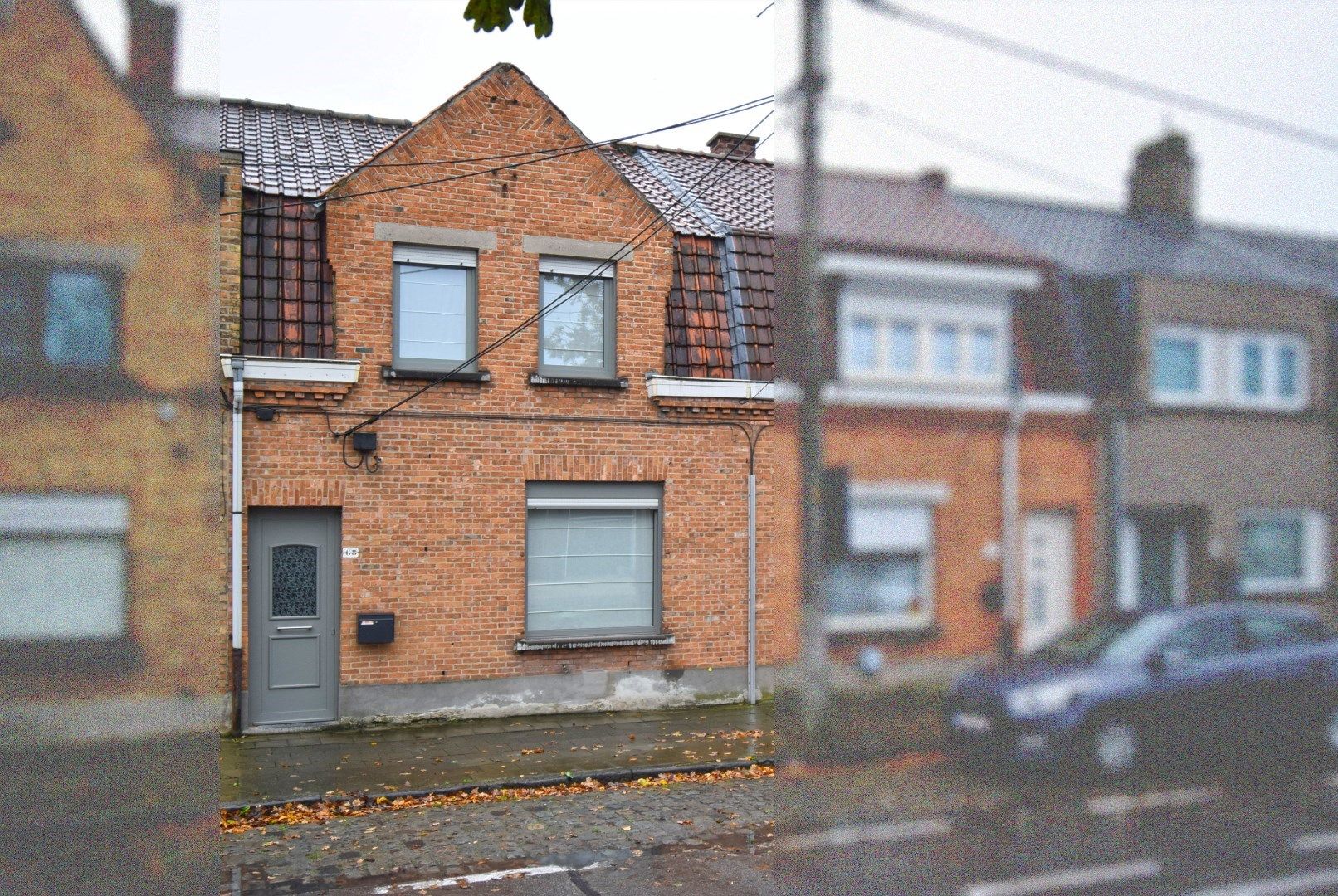 KARAKTERVOLLE WONING MET STADSTUIN foto {{pictureIndex}}