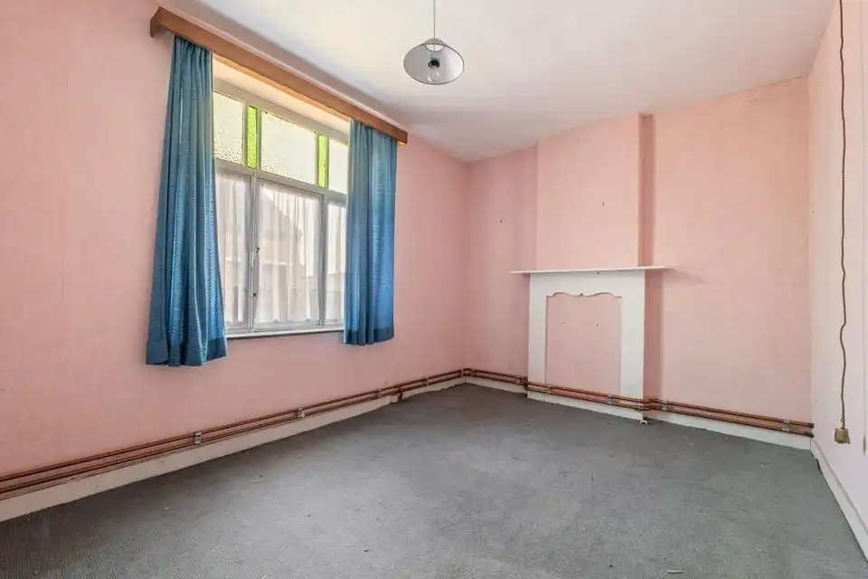 TE RENOVEREN HOEVE MET VEEL POTENTIEEL IN RIEMST foto 22