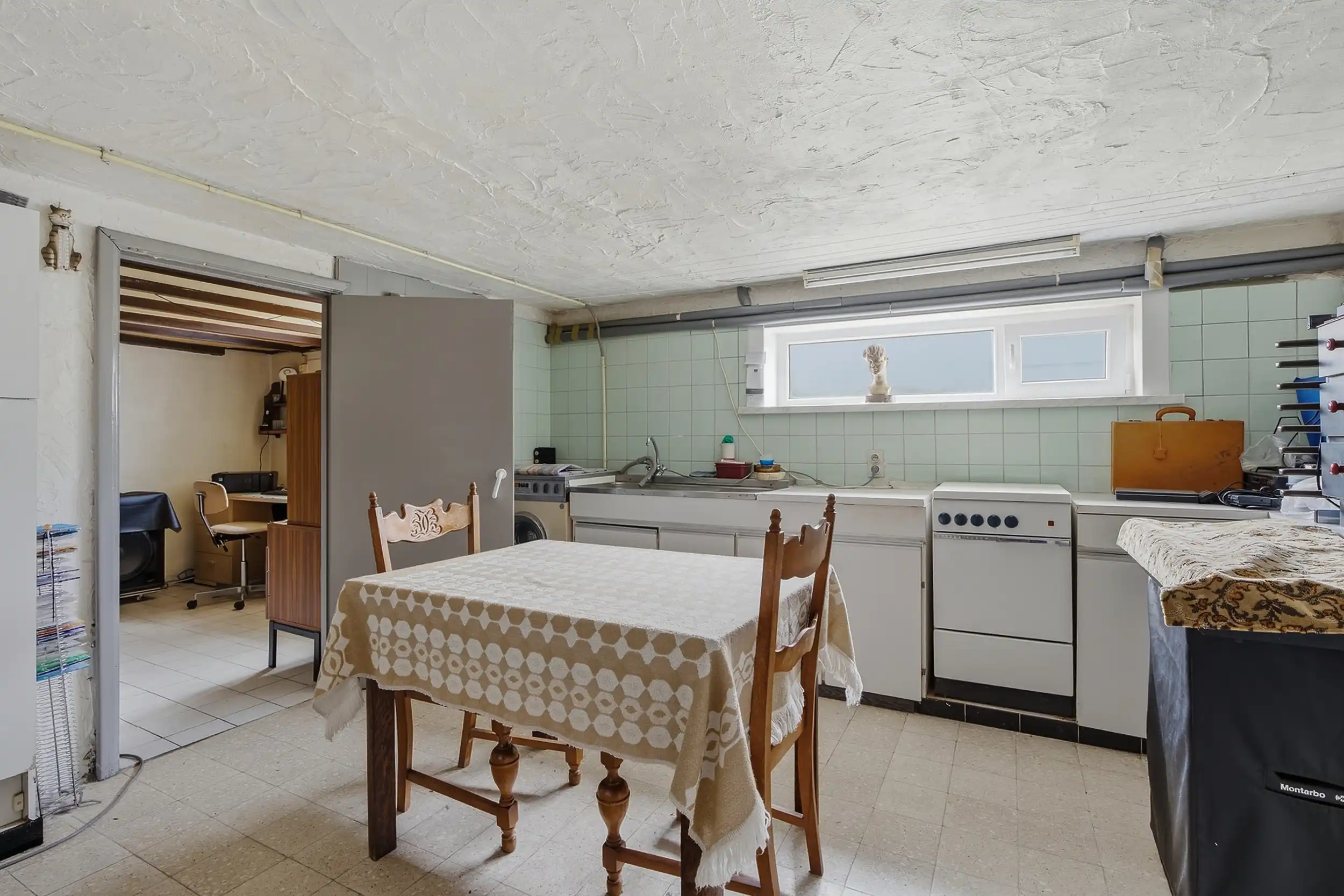 Karaktervolle alleenstaande woning in leuke wijk te Deinze foto 13