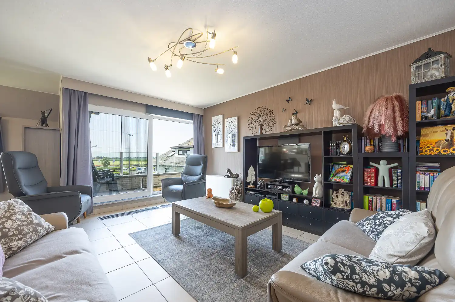 Ruim appartement met 3 slaapkamers te koop in Middelkerke foto 4