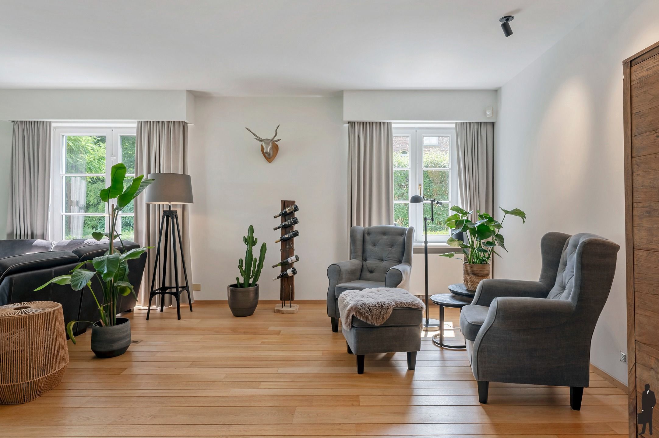 In de residentiële villawijk, De Meersebergen nabij Breda klassieke herenhuis op ca. 2135 m² met uitzicht op "Markdal". foto 11