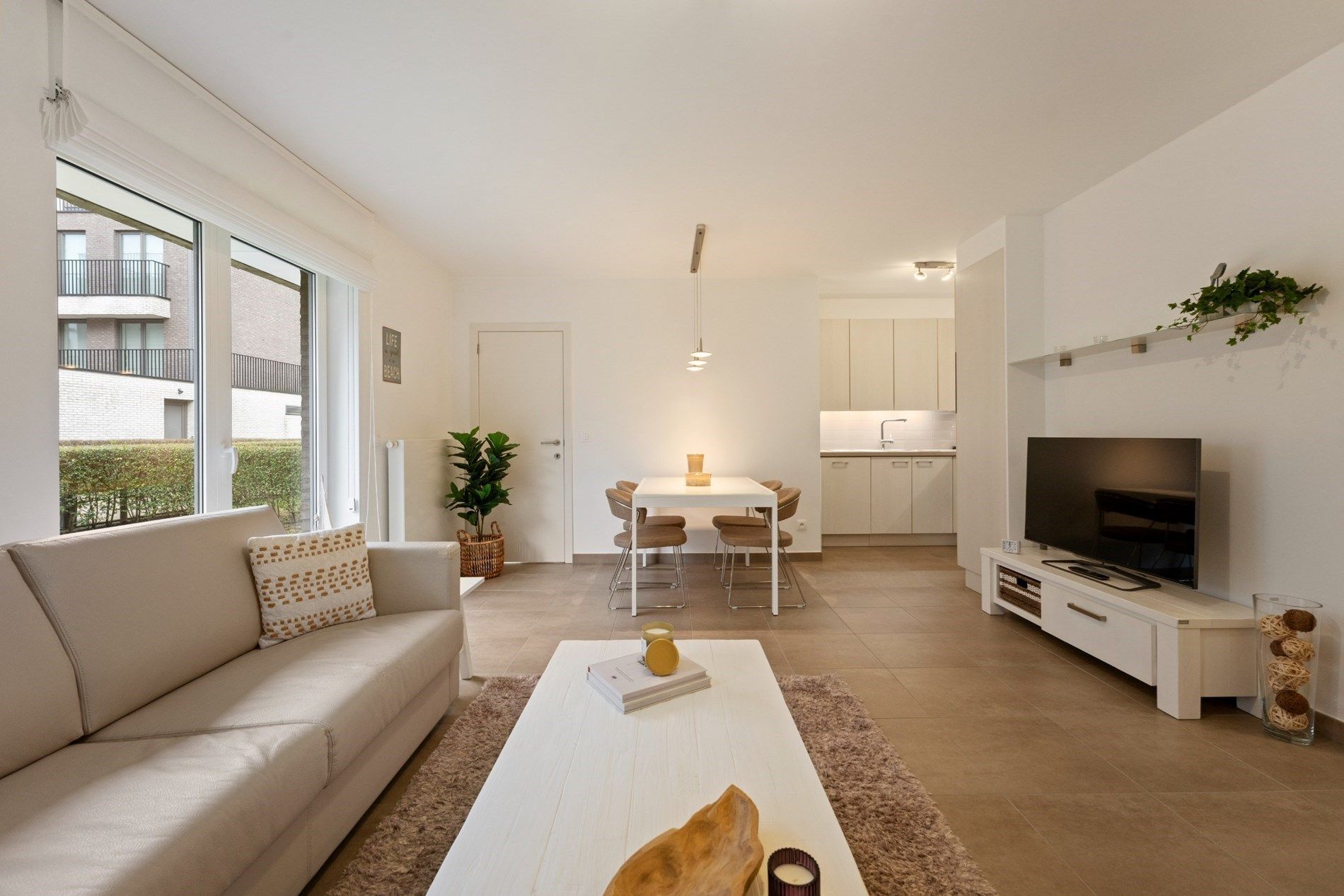 Tof gelijkvloers appartement met tuintje te Zeebrugge foto 4