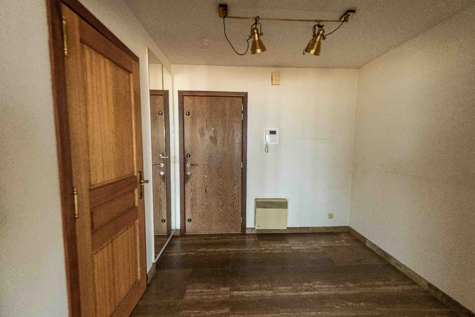 Ruim appartement met 3 slaapkamers en frontaal zeezicht foto 16