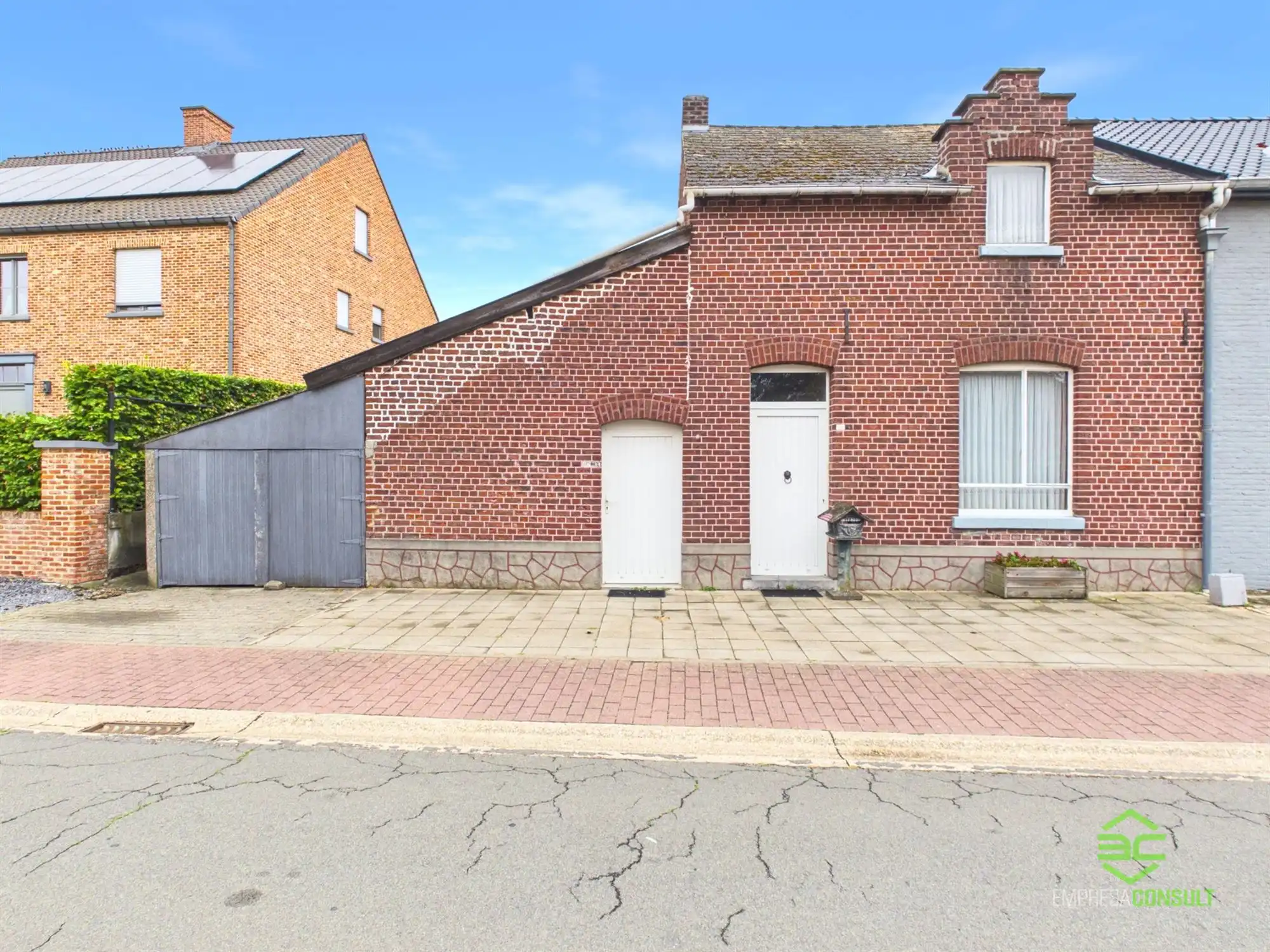 Hoofdfoto van de publicatie: Centraal gelegen te renoveren woning in Kortenbos!