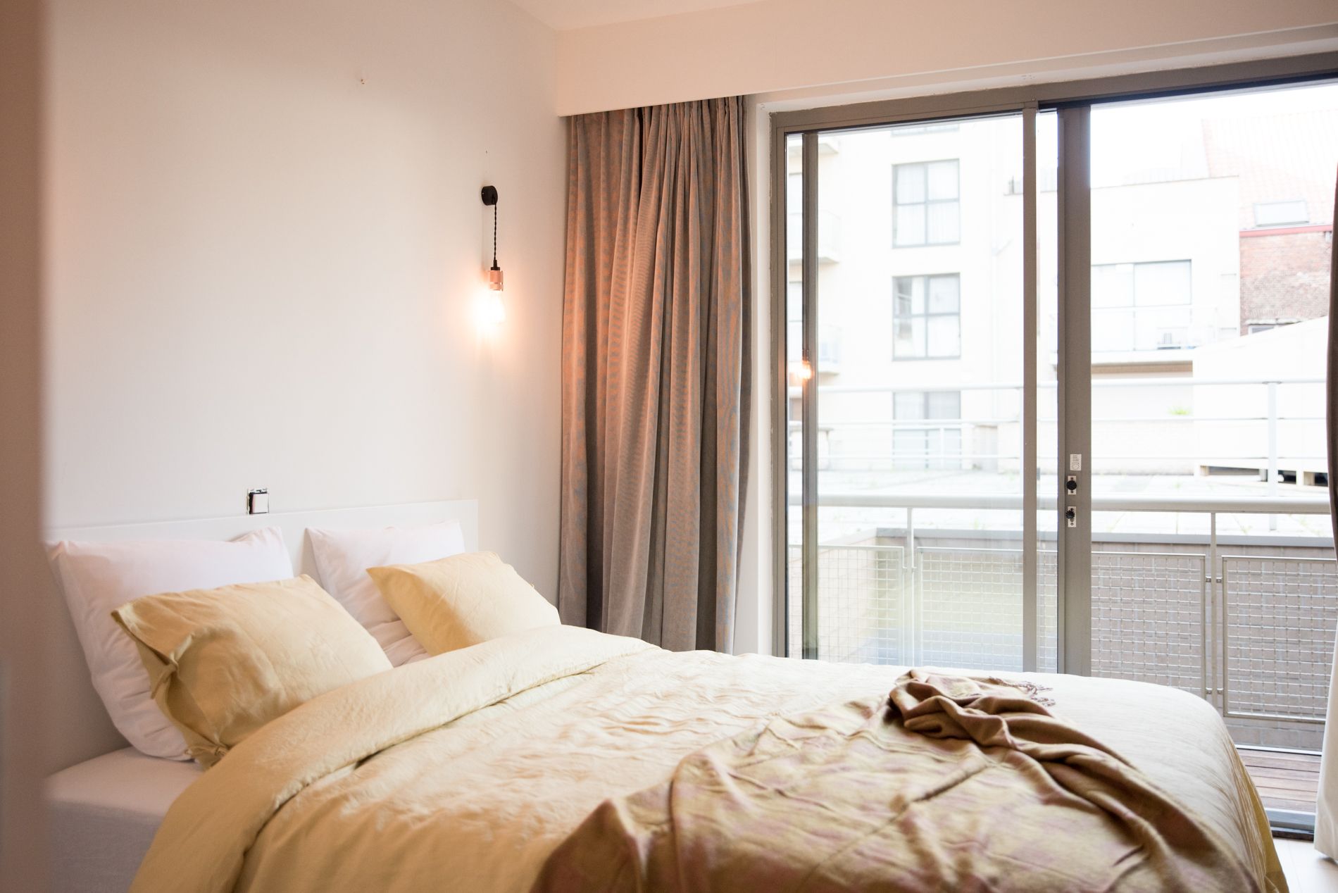 Sfeervol ingericht appartement onder de Onze Lieve Vrouwekathedraal foto 12