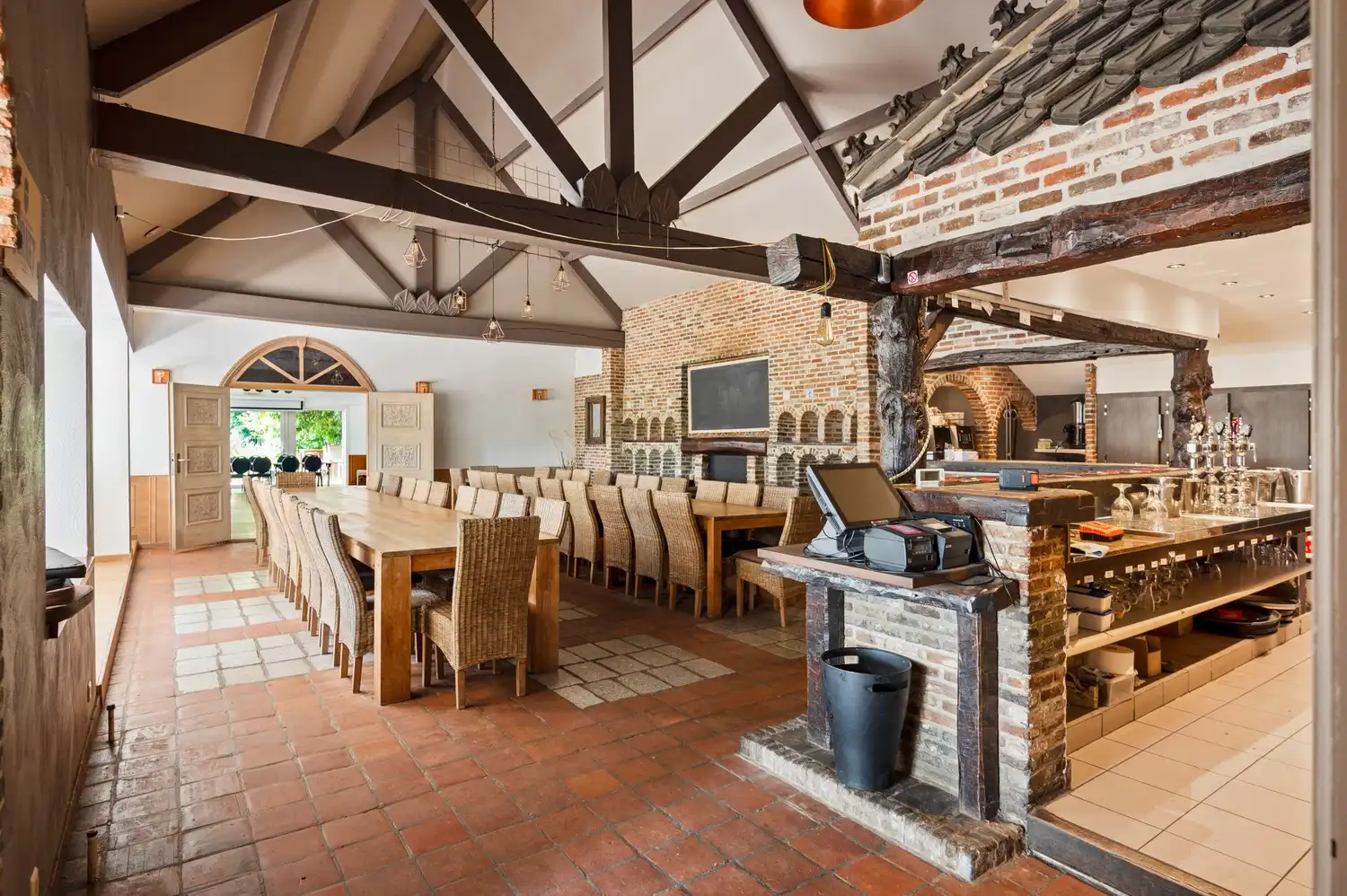 Landbouwgrond met gebouw op toplocatie in Emblem! foto 2