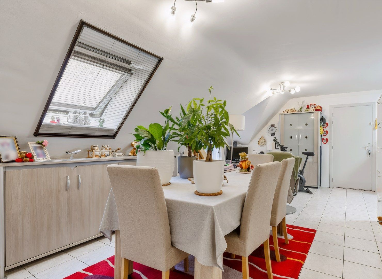 Gunstig opbrengsteigendom of eerste eigendom te Lummen foto 3