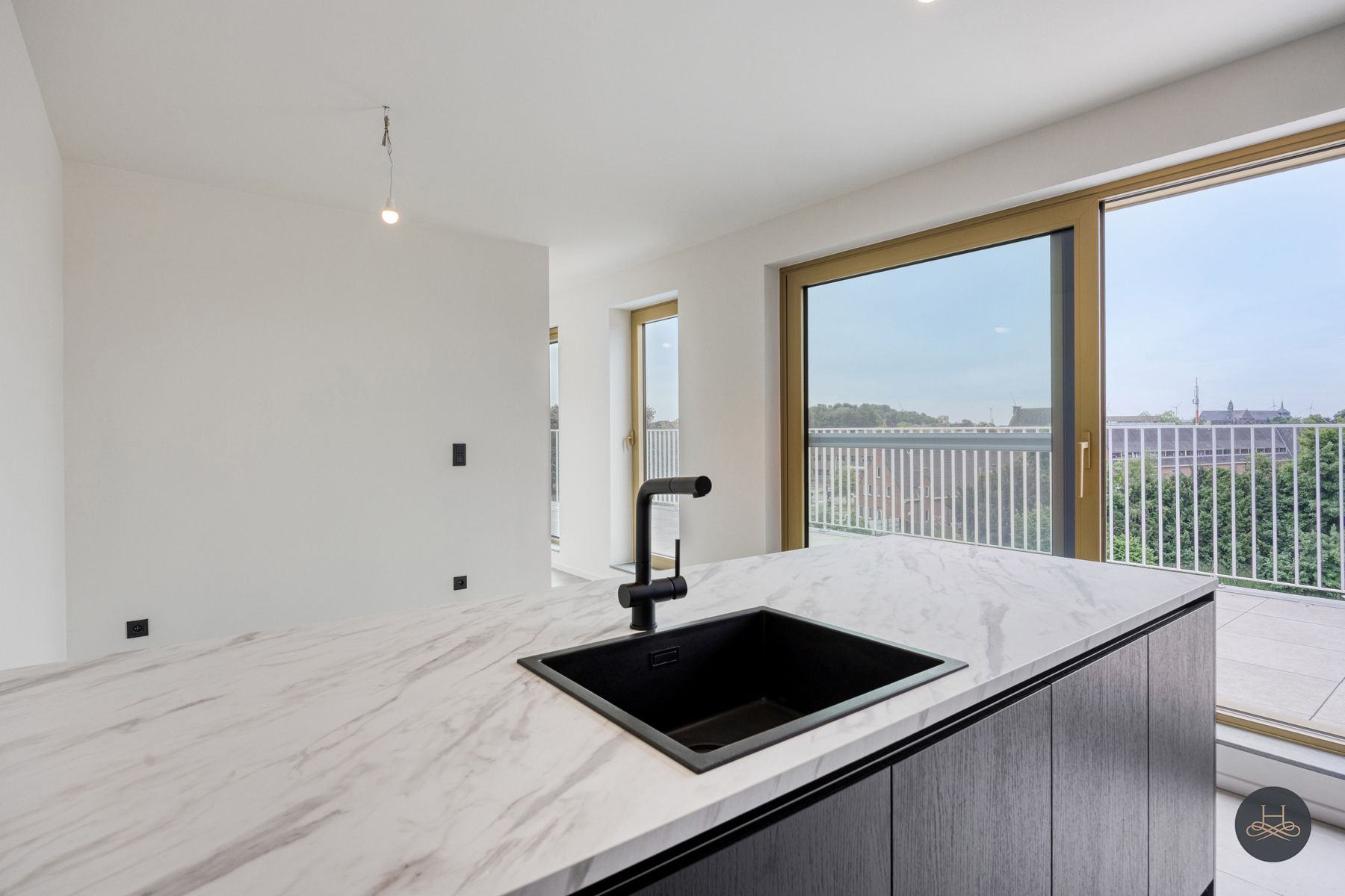 Prachtig 3 SLK dakappartement met staanplaats aan het water  foto 7