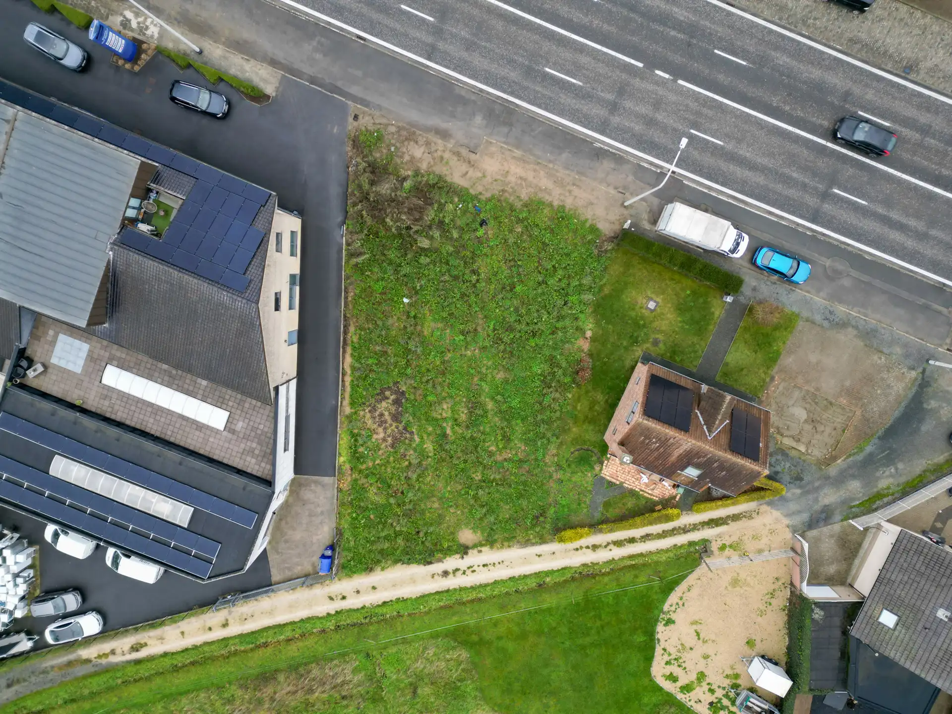 Bouwgrond voor OB met nevenfunctie op strategische ligging foto 9