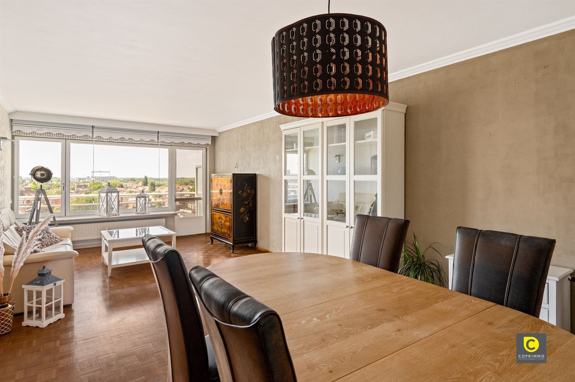 Instapklaar appartement met dubbel terras foto 2