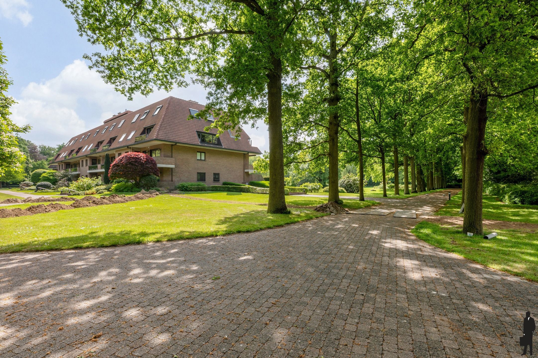 Mooi ruim appartement (ca. 162m²) in domein 'De List' residentie Conti met o.a. 2 slaapkamers, 2 badkamers, inclusief ondergrondse parkeerplaats.  foto 18