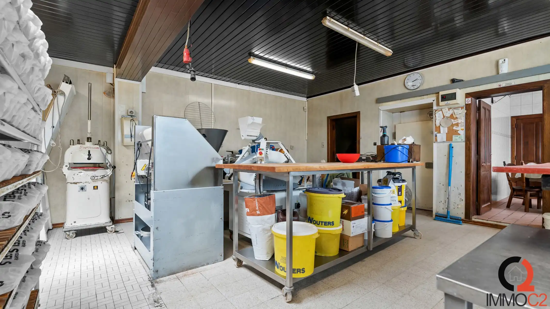 Gebouw te koop foto 7