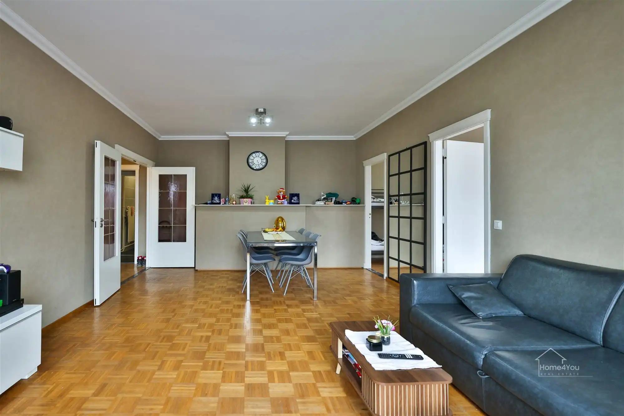  Instapklare investering verhuurd appartement 3e verdieping foto 2