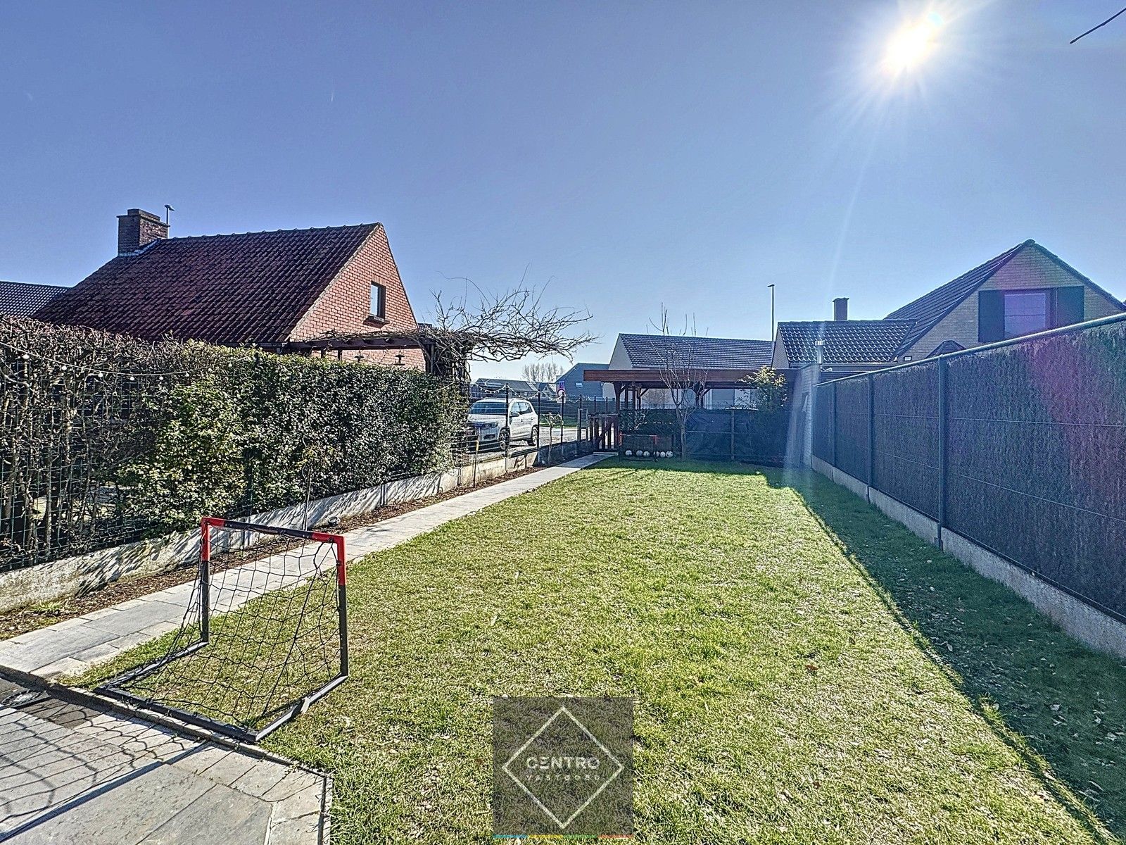 PERFECT INSTAPKLARE woning met mogelijkheid tot 5 slpks! foto {{pictureIndex}}