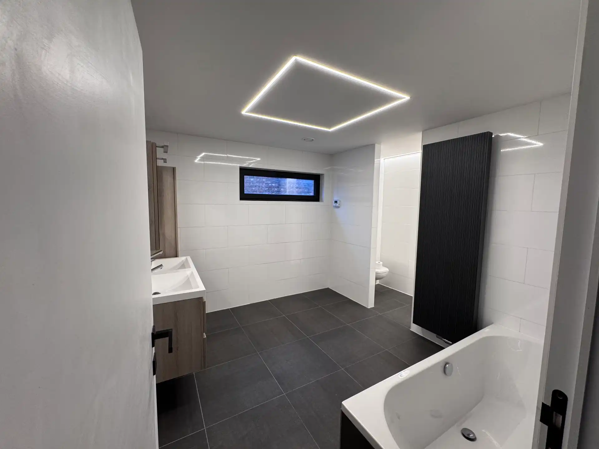 Ruime gezinswoning met 4 slaapkamers foto 10