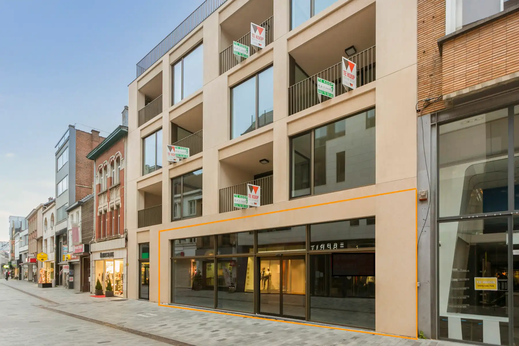 Commerciële ruimte te huur Kattestraat 57-59 - 9300 Aalst