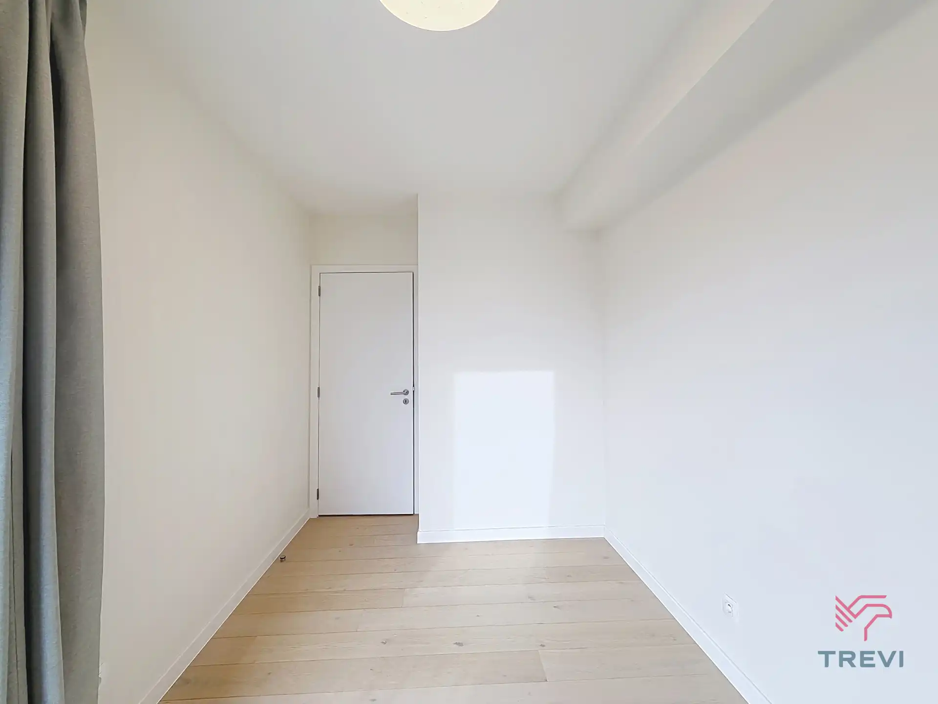 3-kamerappartement in een recent gebouw  foto 13