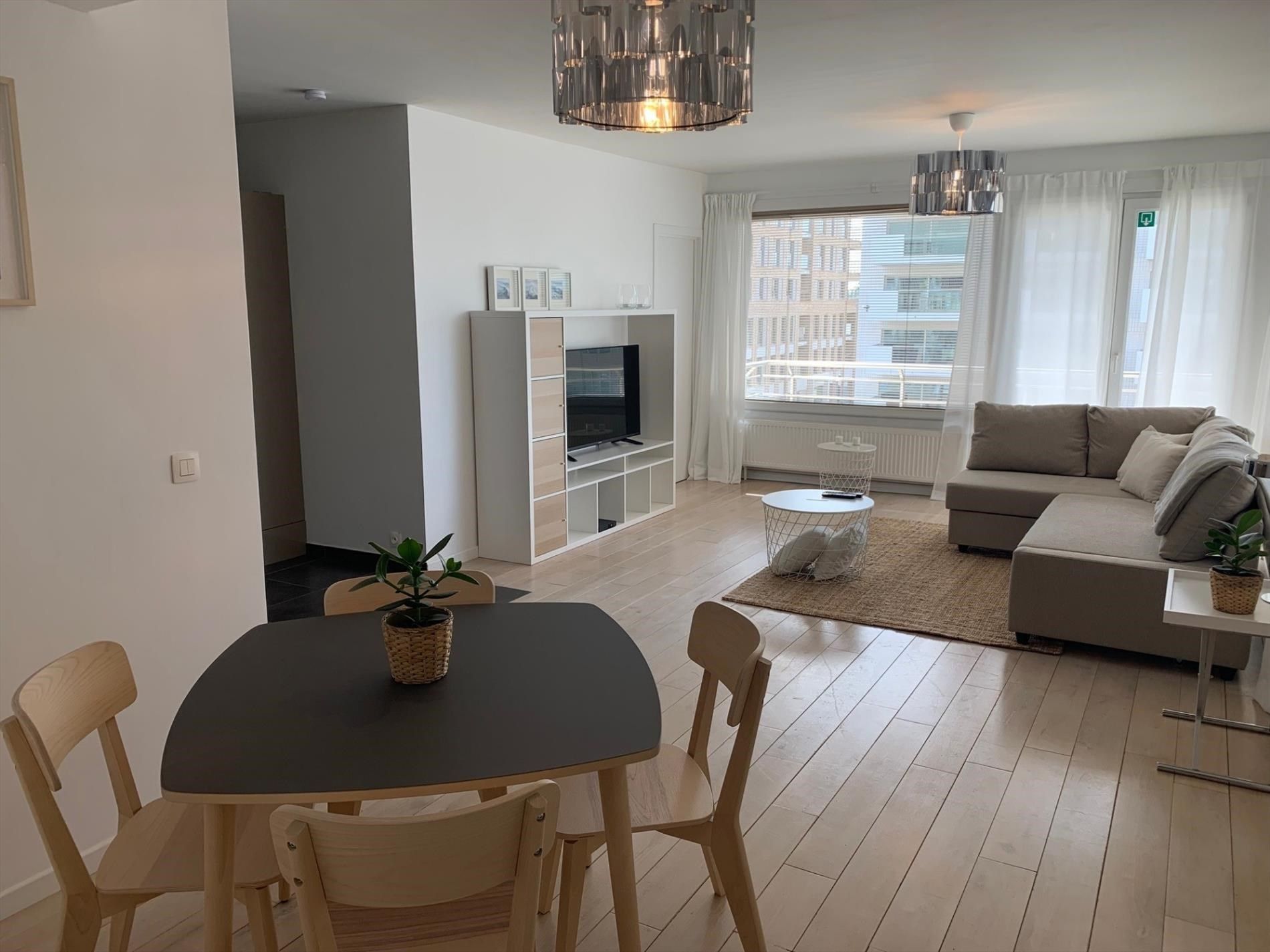 Prachtig gemeubeld instapklaar appartement op de zeedijk, met 1 slaapkamer foto 7