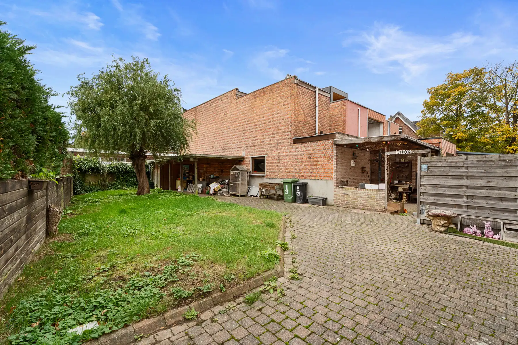 Gezinswoning op hoekperceel op topligging te Sint-Amandsberg foto 3