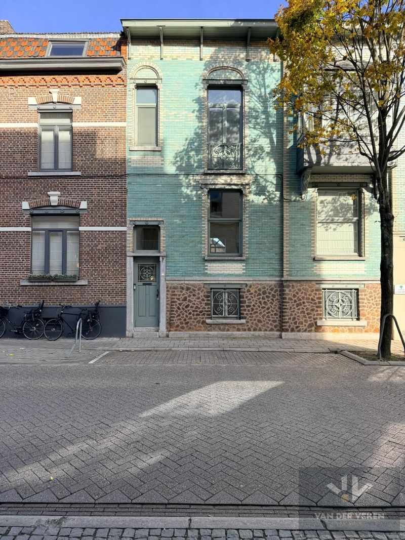 Prachtige stadswoning met 3 slaapkamers foto 2