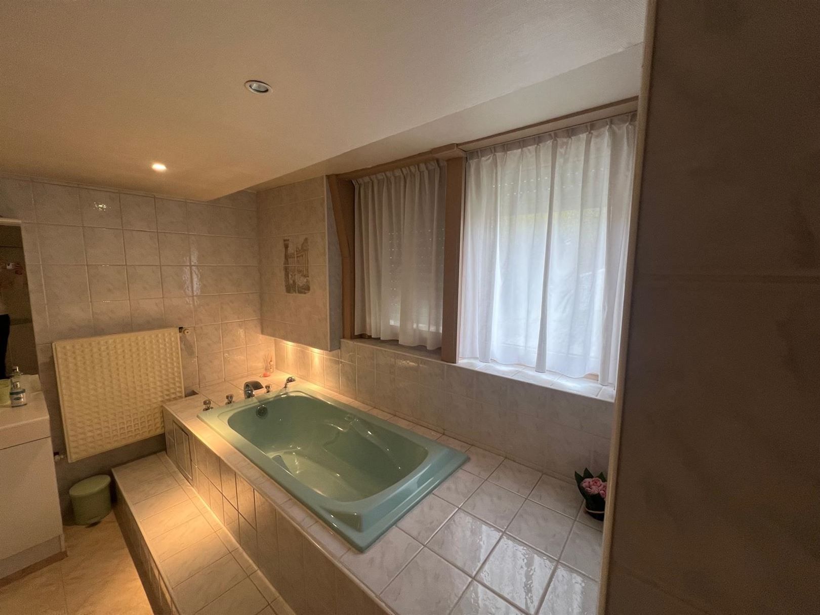 Instapklare ruime woning op topligging foto 12