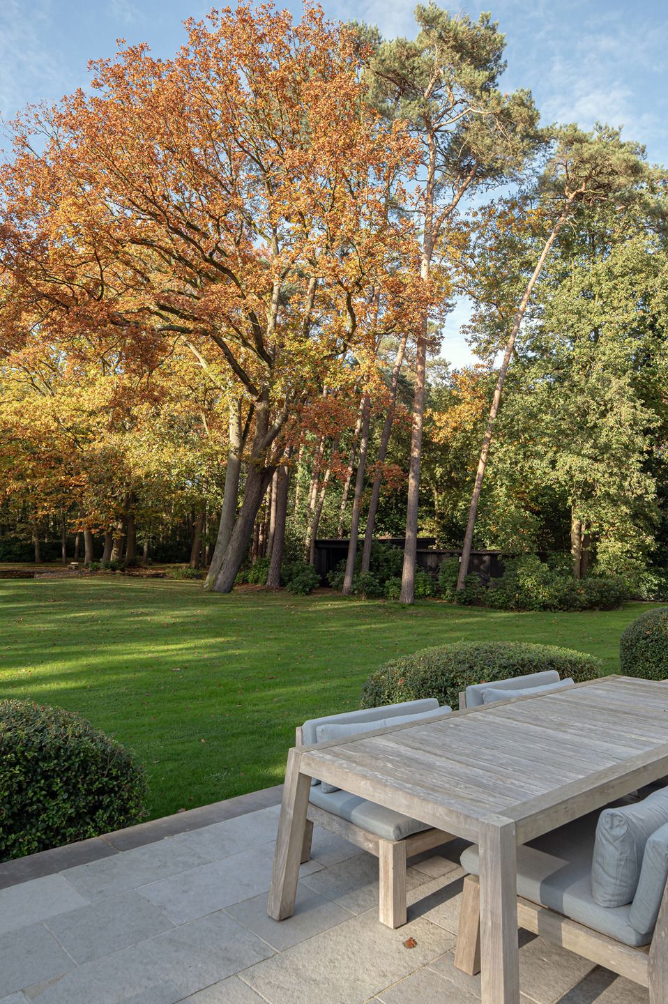 Prachtige recent totaal gerenoveerde villa op ca. 5.311 m².   foto 18