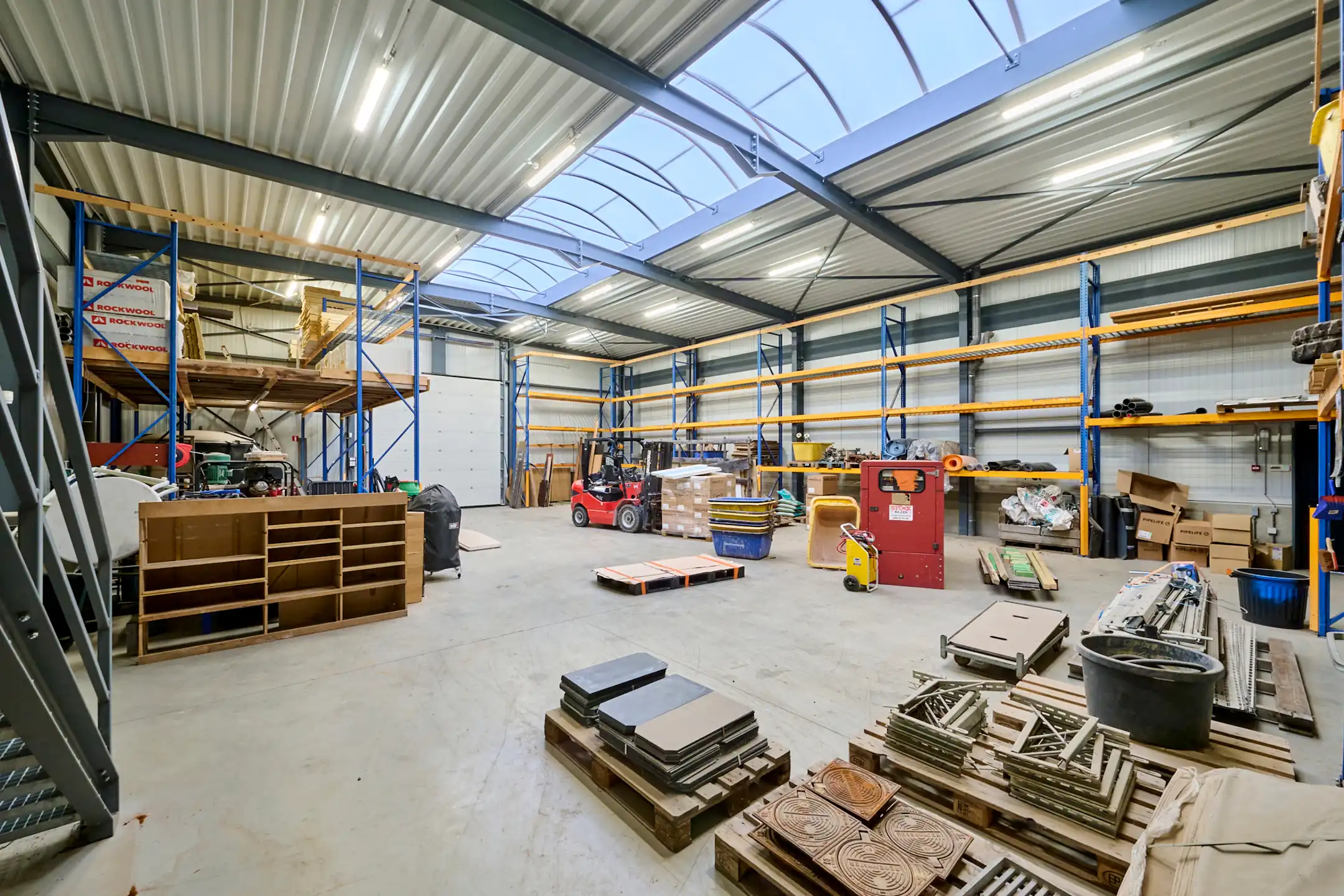 Multifunctioneel bedrijfsgebouw op Genk-Zuid foto 19