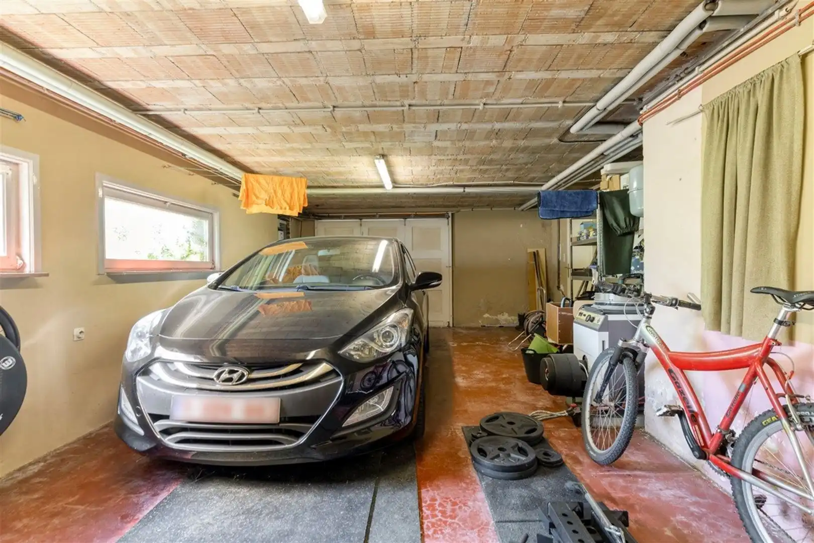 Mooi gelegen te renoveren woning op de Wolvenberg foto 19